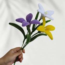 12 PCS * Handmade Pipe Cleaner 4 Petals Lily Flower Green Leaves Artificial Simulation Flower Indoor Home Desktop Party Wedding Decor