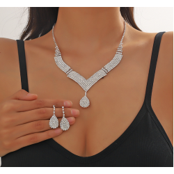 Women's Silver Fashion Wedding Jewelry Luxury Crystal Pearl Necklace/Earrings Ladies Jewelry Sets for Bridal