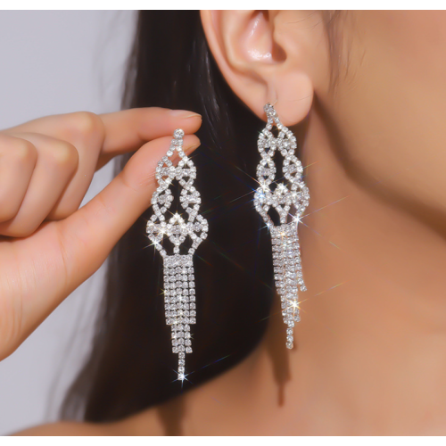 Sparkling Silver Women's Cubic Zirconia Stud Earrings Gorgeous Female Wedding Party Fashion Ear Piercing Accessories New Jewelry - 794677172033