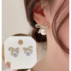 New Style Temperament White Color Wedding Bow Stud Earrings for Women Rhinestone Bowknot Ball Earring Girls Party Jewelry