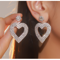 Sparkling Women's Cubic Zirconia Heart Stud Earrings Gorgeous Female Wedding Party Fashion Ear Piercing Accessories New Jewelry